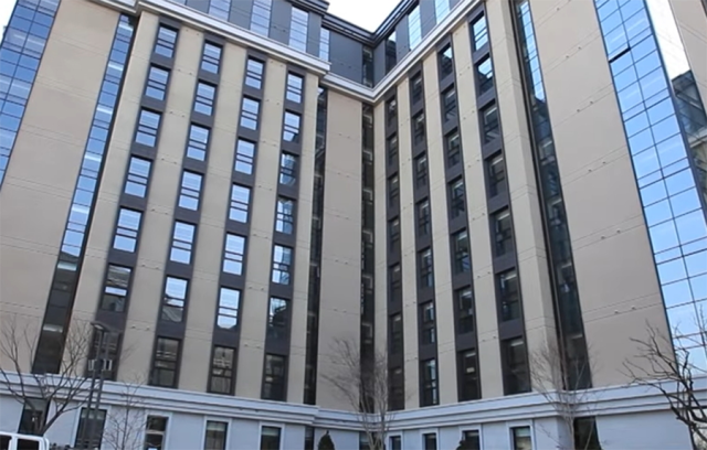 기숙사 건물 전경